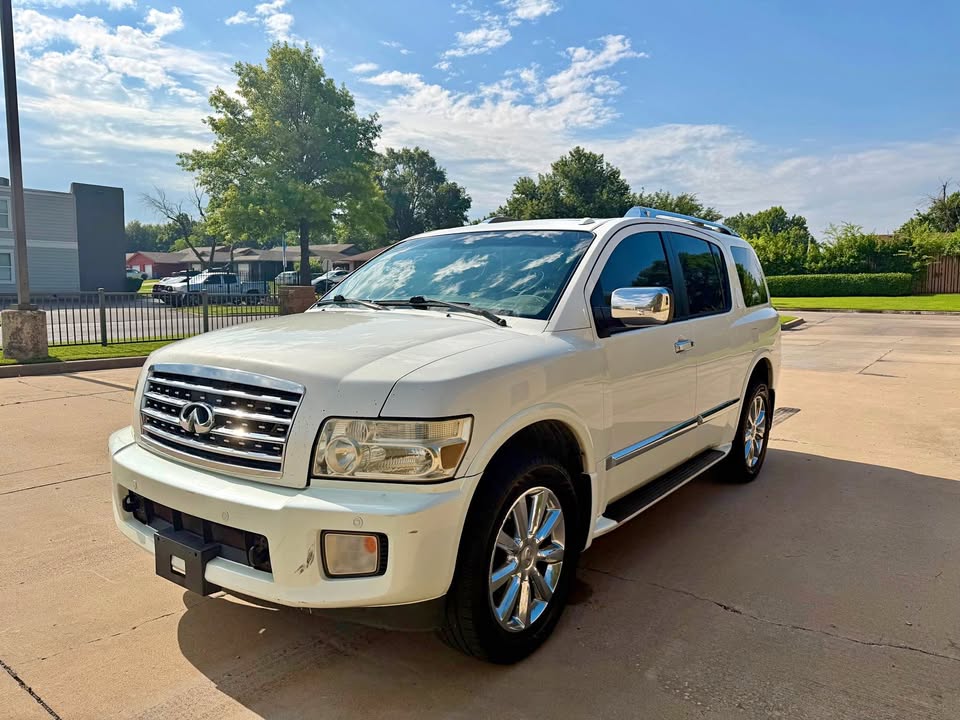 2010 INFINITI QX56